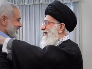 اسماعیل هنیه , رئیس دفتر سیاسی حماس از علی خامنه ای درخواست کمک کرد