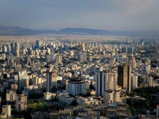 هشدار کارشناسان : تهران سالانه نیم متر نشست می کند