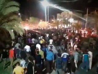 اعتراضات در شهرهای خوزستان هر شب گسترده‌تر و شدیدتر می‌شود