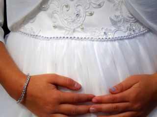 فقط در ۳ ماه بیش از ۷۳۰۰ دختر ۱۰ تا ۱۴ ساله در ایران ازدواج کردند