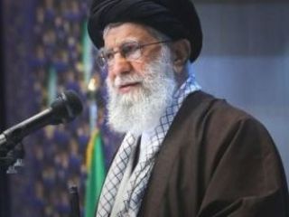 نرمش نه‌چندان قهرمانانه خامنه ای؟