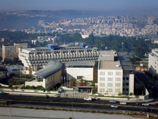 تحقیق و بازجویی از کارمند وزارت خارجه اسرائیل در مورد سفرش به ایران