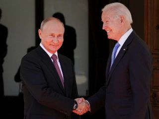 بایدن : روسیه تنها سلاح هسته‌ای و چاه نفت دارد و هیچ چیز دیگری ندارد