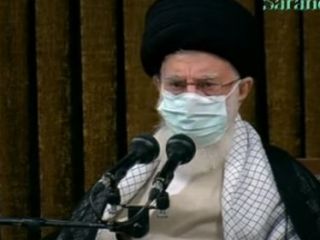 خامنه ای : اشتباهات دولت روحانی باید مایه عبرت دولت بعدی باشد