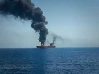 وزیر خارجه اسرائیل: حمله به نفتکش کار ایران است، باید به آن پاسخ سختی داد