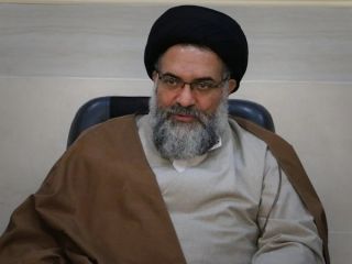 امام جمعه یاسوج: لباس‌های جلف ارزان و لباس های مناسب گران و کمیاب هستند