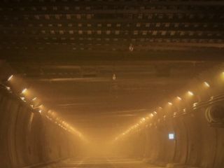 «طولانی‌ترین تونل خاورمیانه» در آزادراه تهران - شمال  افتتاح شد