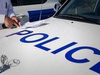 گم شدن خودکار سبب شد پلیس از جریمه راننده صرف نظر کند - ویدیو