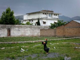 بن لادن به خاطر بند رخت شناسایی شد