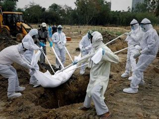 هشدار  معاون وزارت بهداشت درباره افزایش قربانیان کرونا تا ۸۰۰ نفر در روز