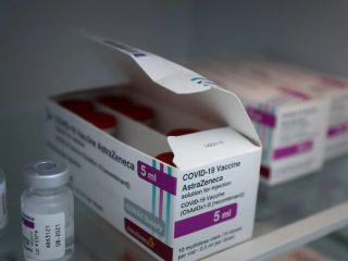 اولین محموله واکسن توسط بخش خصوصی وارد ایران شد : واکسن آسترازنکای ساخت روسیه