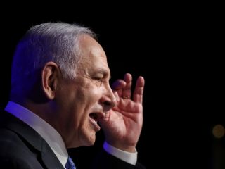 نتانیاهو به نفتالی بنت هشدار داد : بایدن طرح حمله اسرائیل به ایران را لو خواهد داد