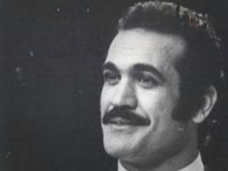 نگاهی به زندگی فریدون فرخزاد و گزارشی از مراسم یادبود او