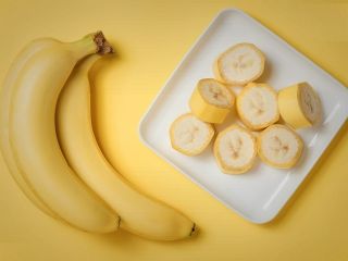 آیا موز باعث نفخ شکم می‌شود؟