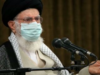 بازداشت گروهی از وکلای دادگستری و فعالان مدنی پیش از ثبت شکایت علیه علی خامنه‌ای