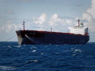 نشریه سپاه : پول محموله سوخت خریداری شده از ایران توسط حزب الله را تجار شیعه لبنانی پرداخت کرده بودند