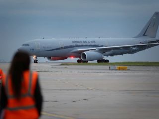 وزارت خارجه اوکراین از اتهام «دزدی و انتقال هواپیمایش به ایران »عقب نشست