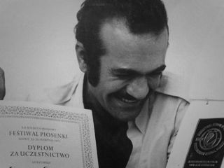 روزنامه کیهان روزنامه‌نگاران و هنرمندان متقاضی بازگشت به ایران را تهدید کرد