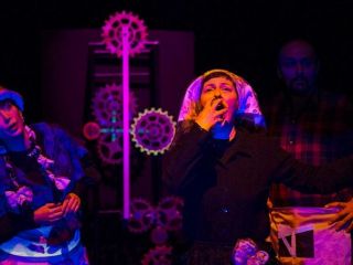 مسابقه جمهوری اسلامی با طالبان در حذف زنان از صحنه عمومی جامعه