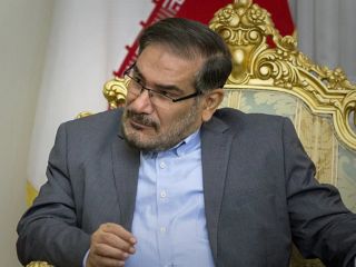 شمخانی، بایدن را به «تهدید غیرقانونی» ایران متهم کرد