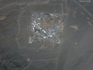 نیویورک‌تایمز: اسرائیل به دلیل بی‌اعتمادی به بایدن حمله نطنز را دو ساعت قبل اطلاع داد