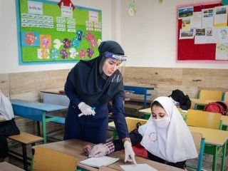 آموزش‌وپروش ایران: دادن پرونده تحصیلی به مادران ممنوع است