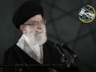 نگاهی به دارایی‌های علی خامنه ای