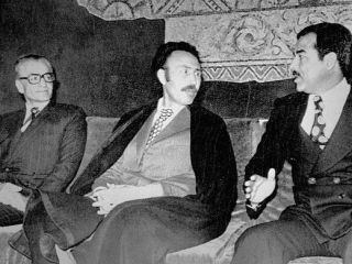 مرگ واسطه قرارداد الجزایر که آزادی شریعتی را از شاه خواست