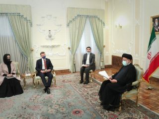 ابراهیم رئیسی به سفیر بریتانیا چه گفت؟