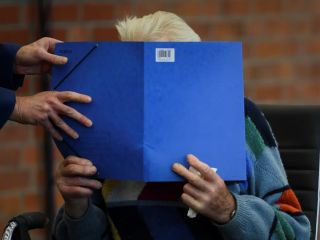 محاکمه نگهبان ۱۰۰ ساله اردوگاه مرگ نازی‌ها آغاز شد