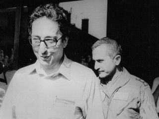 روایتی کمتر شنیده شده از نحوه خروج ابوالحسن بنی صدر از ایران در سال ۱۳۶۰