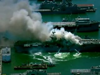 نیروی دریایی آمریکا :نابودی ناو جنگی در آتش سوزی نتیجه قصور فرماندهی ارتش بود