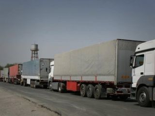 ایران ورود کامیون‌ به مناطق «قره‌باغ» و «لاچین» جمهوری آذربایجان را ممنوع کرد