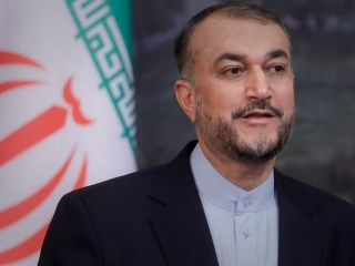 روزنامه نزدیک به سپاه: دیدار با مقامات سیاسی ایران در حیطه وظایف گروسی نیست