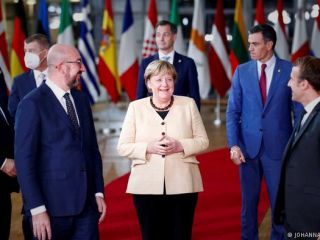 اتحادیه اروپا بدون مرکل مانند «پاریس بدون برج ایفل»