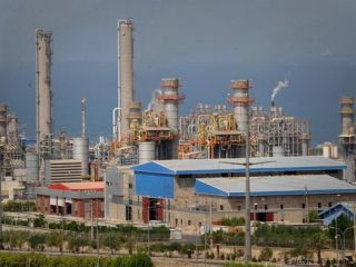 نوک کوه یخ بحران گازی ایران :آغاز افت تولید گاز پارس جنوبی؛ شتاب قطر در برداشت