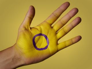 با دو عضو جنسی زنانه و‌ مردانه بدنیا آمدم