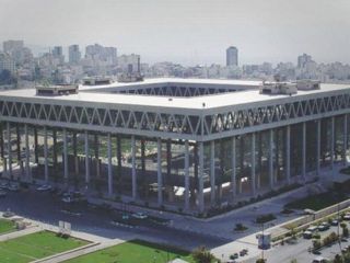 خودداری صداوسیما از پرداخت درآمد میلیاردی تبلیغات مسابقات به خزانه‌داری کل