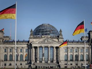 اعضای پارلمان آلمان که اصالت ایرانی، افغان یا عرب دارند