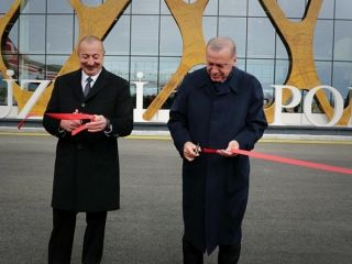 فرودگاه بین‌المللی شهر فضولی در قره‌باغ با حضور اردوغان و علی‌اف افتتاح شد