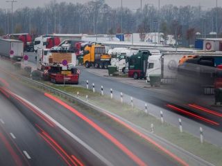 قاچاق انسان در آلمان؛ کشف ده جوان افغان در یک کامیون