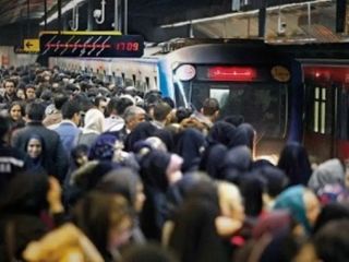 اختلال در خطوط متروی تهران و توقف برخی قطارها