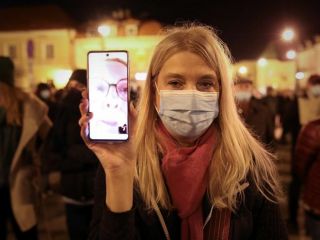 خودداری پزشکان از سقط جنین باعث مرگ زن جوان در لهستان شد