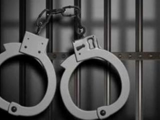 دو مدیر پالایشگاه آبادان به دلیل عضویت در «باند اختلاس» بازداشت شدند