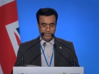 علاقه عجیب و مضحک مقامات ایران به سخنرانی به زبان انگلیسی