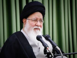 توجیه علم الهدی از بی برنامگی دامادش : کار با ۱۰۰ روز و سه ماه درست نمی‌شود!!