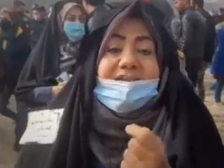 خانم کشاورزی که مسئول انتظامات تجمع اصفهان است : حقمان را خواهیم گرفت