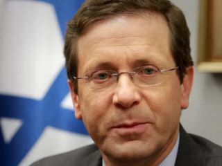 رئیس‌جمهوری اسرائیل: ایرانی‌ها برای دستیابی به بمب اتم به وین می‌آیند