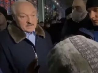 لوکاشنکو در مرز لهستان به مهاجران: شما را به خانه بازنمی‌گردانیم، به راهتان ادامه دهید