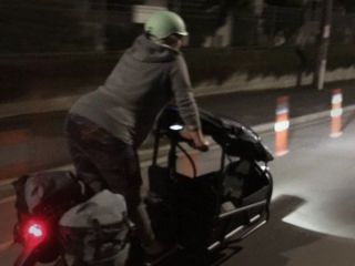 نماینده پارلمان نیوزیلند برای وضع حمل با دوچرخه خود را به بیمارستان رساند